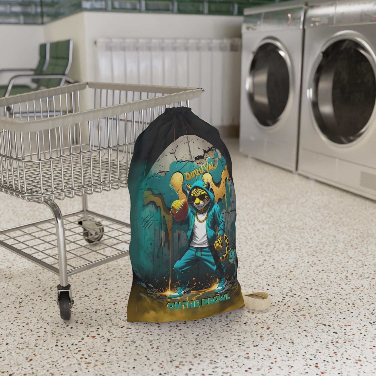 On the Prowl Laundry Bag - Image 3